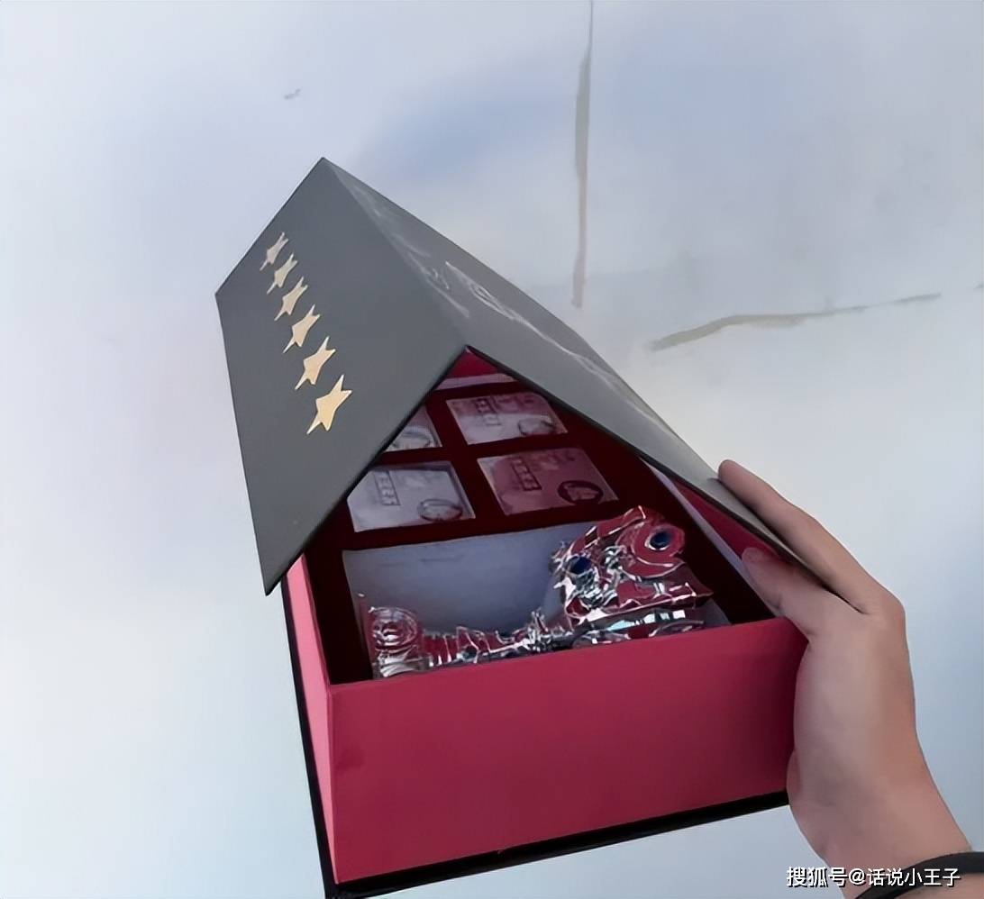 Faker乱了道心,夺冠意志不够坚定!UZI又将复出?MLXG一语道破